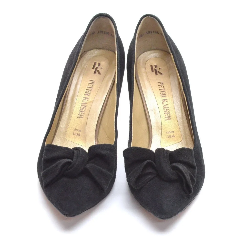 Peter Kaiser Large Bow Black Suede Dress Pumps 8.5 M